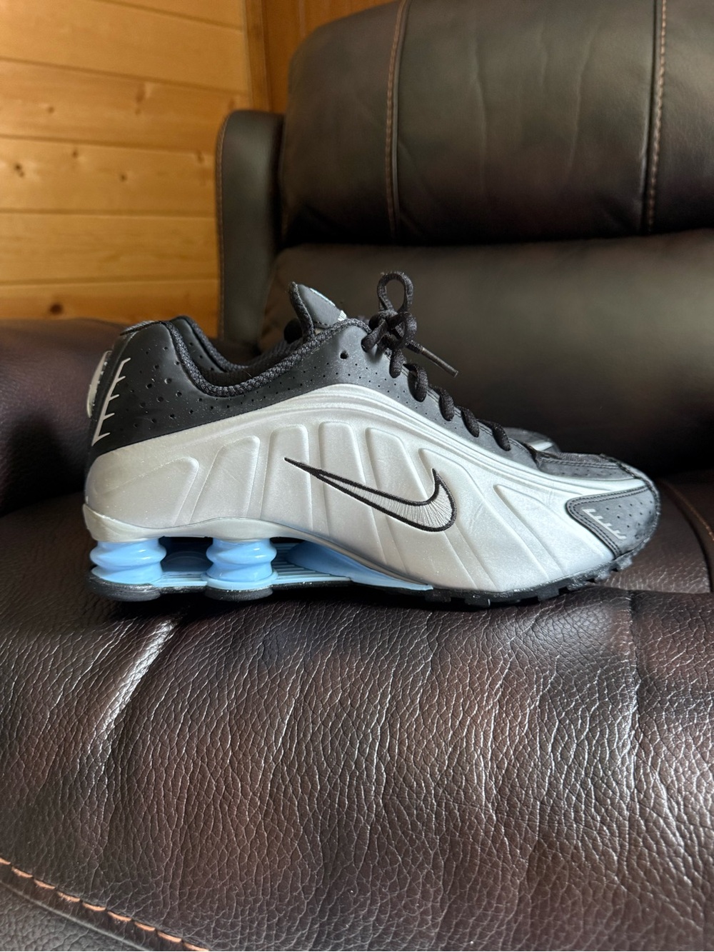 Nike Men’s Shox Athletic Shoe - Black/White/Light Blue